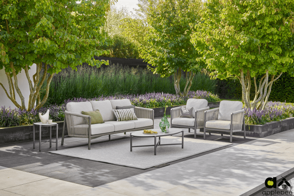 Menton Lounge Black for 5 people